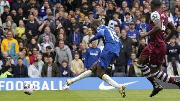 Chelsea's Nicolas Jackson drives home his side's fifth goal to complete the destruction of West Ham. (AP PHOTO)