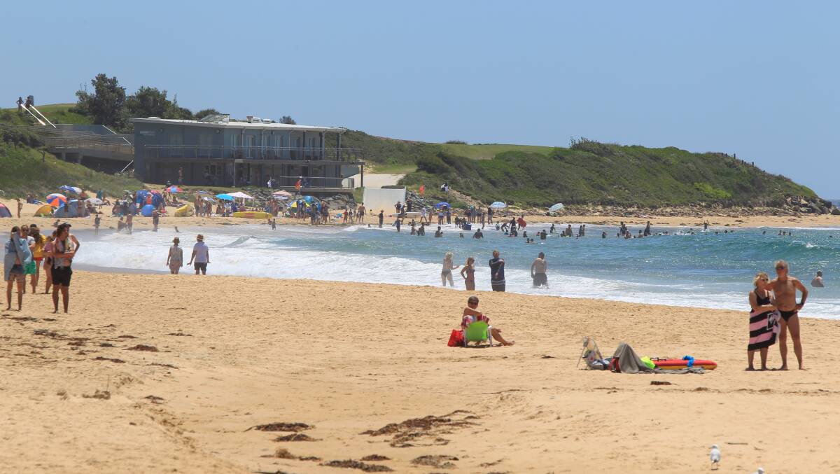 A man caught in a rip was rescued by an off-duty surf lifesaver at Sandon Point Beach on Tuesday. Picture: File image