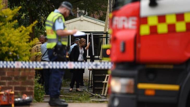 Police at the scene of a fatal fire on King Georges Road in Penshurst. Photo: Kate Geraghty