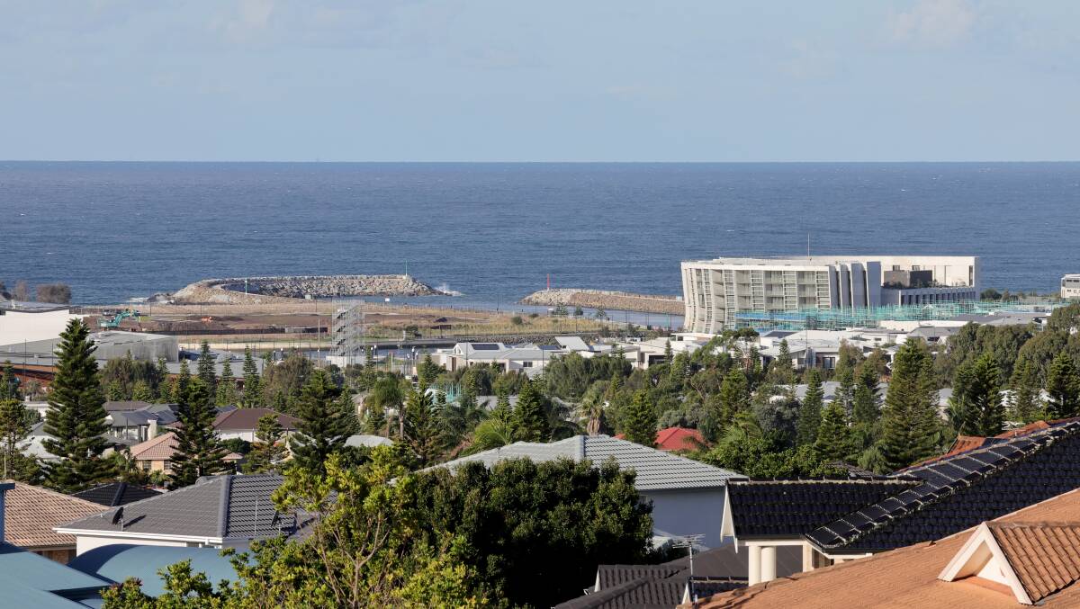 Housing under construction in Shell Cove. Picture by Sylvia Liber