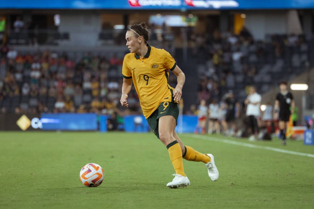 Caitlin Foord in action against Spain. Picture - Football Australia