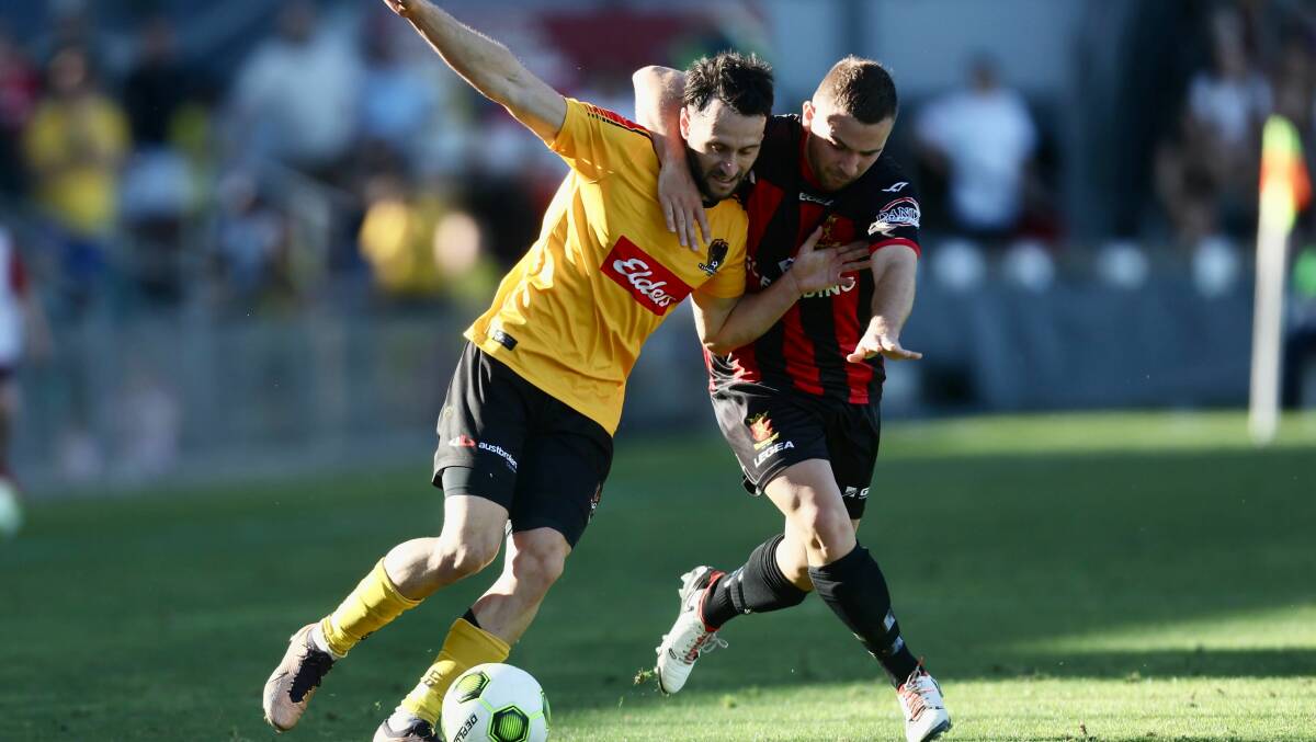 Matthew Floro (left) opened the scoring in the grand final. Picture by Adam McLean