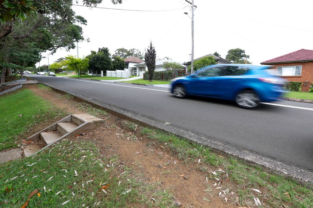 The uneven terrain along The Avenue at Mt St Thomas is part of the reason the installation of footpaths would be a very expensive exercise, Wollongong Lord Mayor Gordon Bradbery said. Picture by Adam McLean