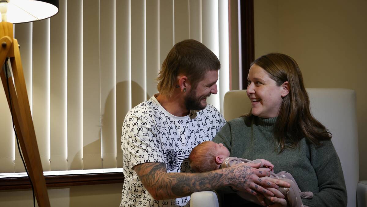 Albion Park Rail mother Erin Gliddon gave birth to her first child - son Tyler - after going through Binji and Boori. Picture by Adam McLean
