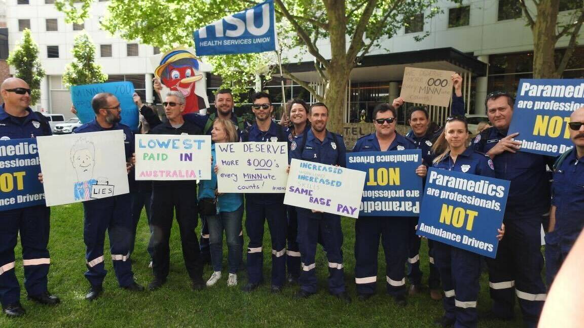 Some of the Illawarra paramedics who took part in the October 10 rally. Picture by Darren Malone