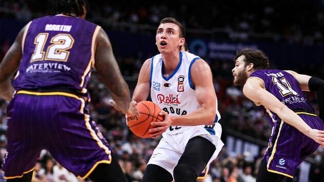 Melbourne United big Mason Peatling has linked with the Hawks. 
