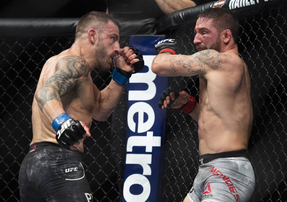 Alex Volkanovski stops Chade Mendes in their 2018 bout. Picture Getty Images