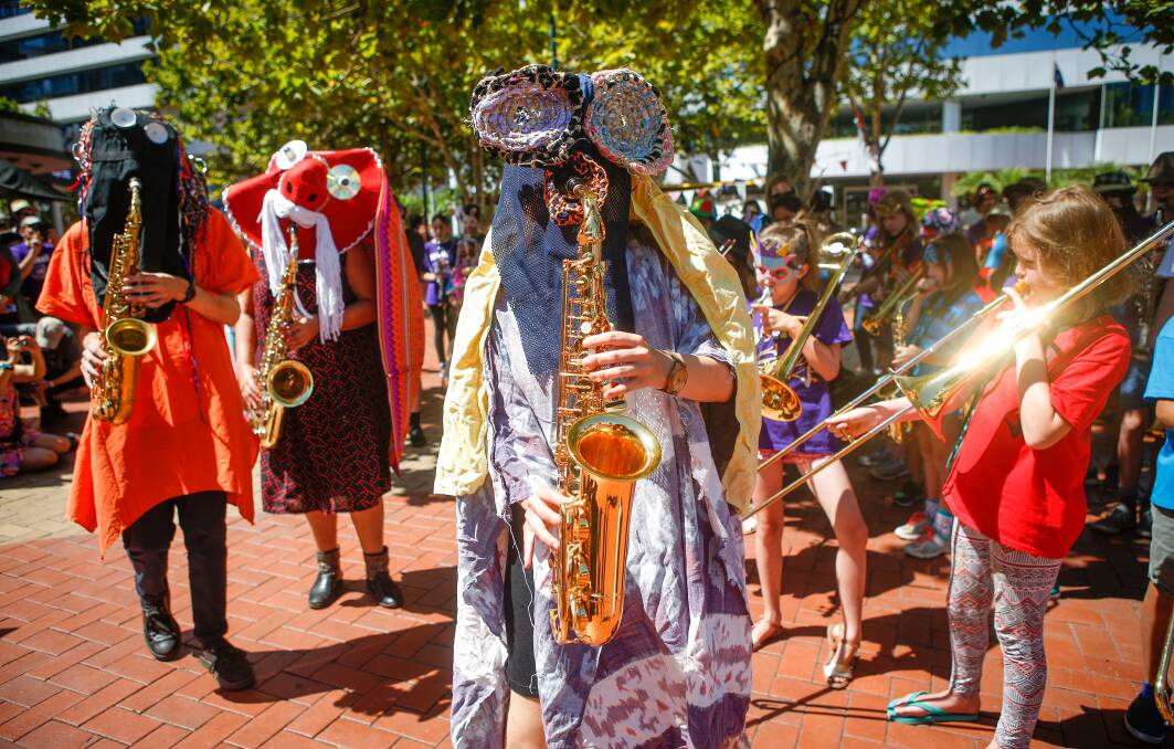 Honk! festival of big band street music ends with a bang Illawarra
