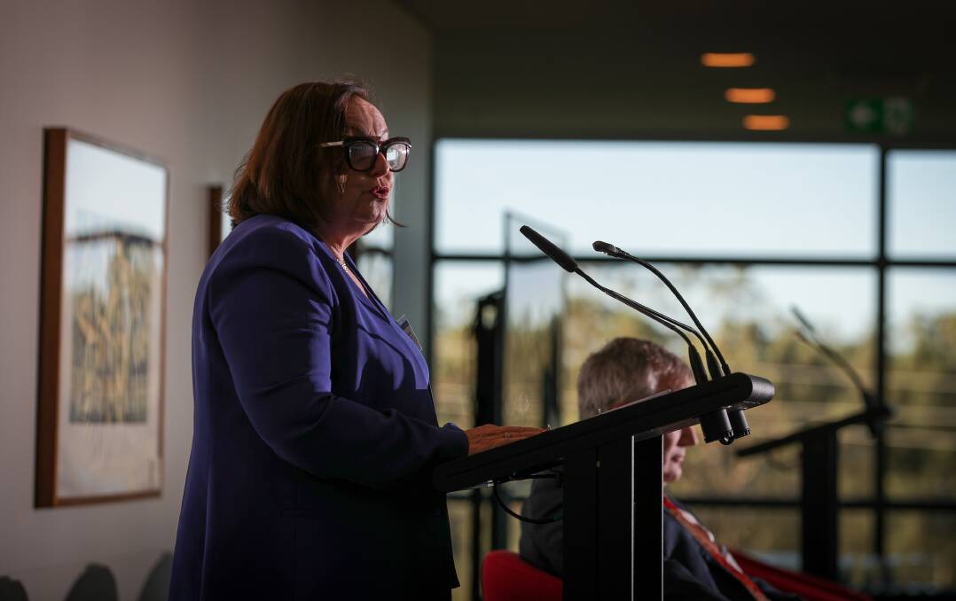 UOW vice-chancellor Patricia Davidson gave praise to the outgoing chancellor. Picture by Adam McLean