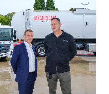 Remondis Australia CEO Bjorn Becker and Hyzon's John Edgley