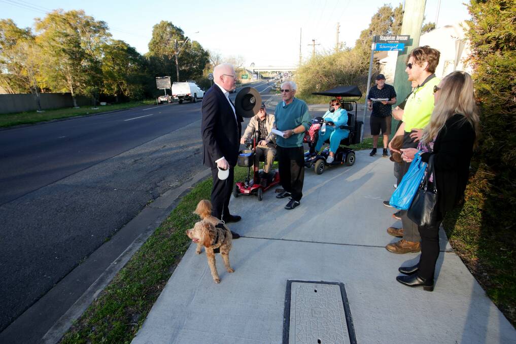 DISCUSSION: Residents talk to Kiama MP Gareth Ward about the issues. Picture: Sylvia Liber