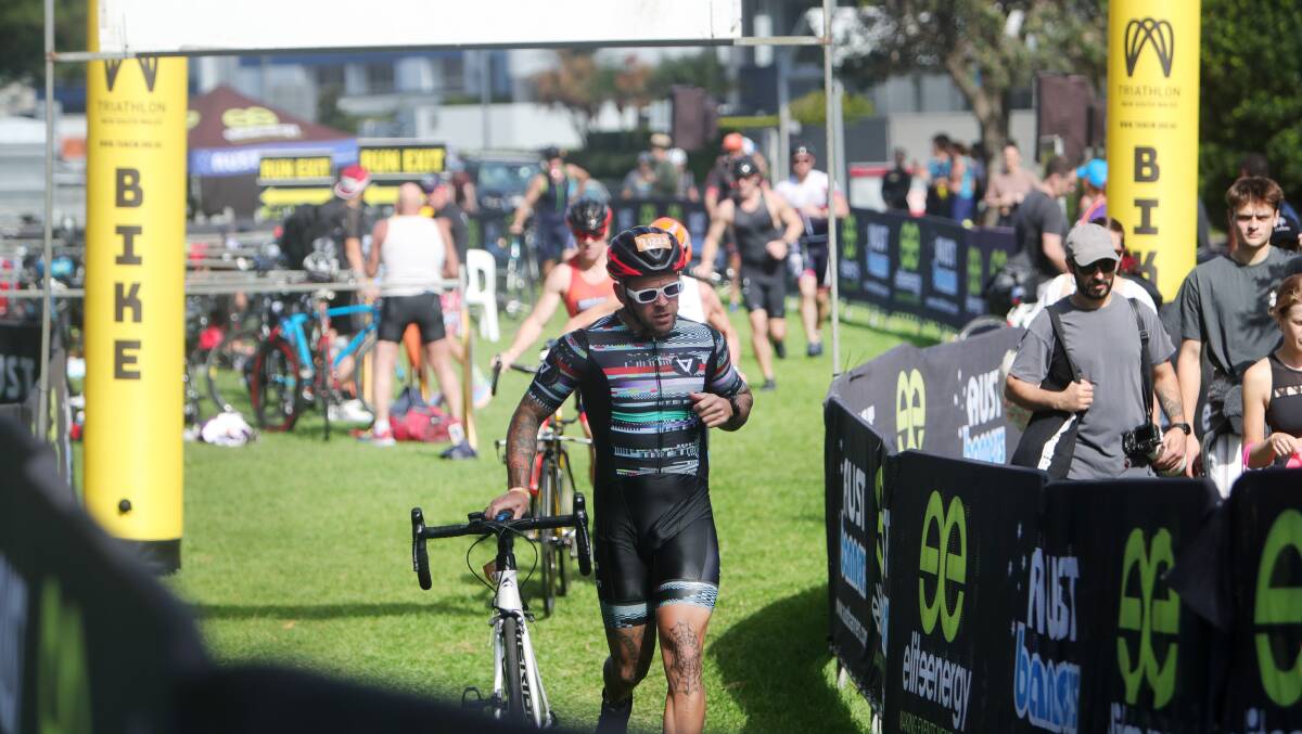 The Tri TheGong triathlon was keenly contested. Picture by Sylvia Liber 