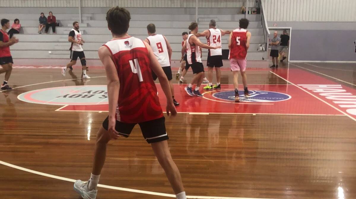 Showtime lived up to its team name with an entertaining 70-56 win over Bucs in Illawarra basketball. Picture supplied