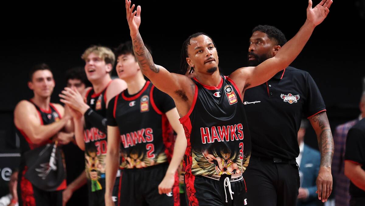 Hawks look to past with new uniform set