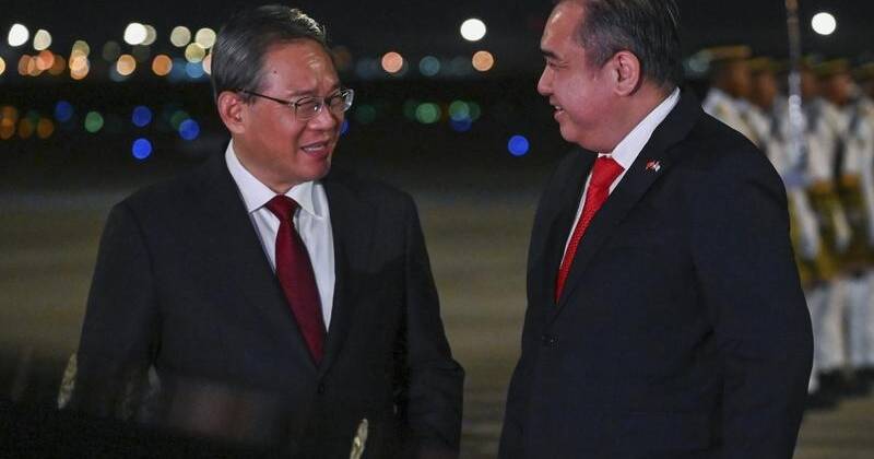 中国总理在马来西亚受到红地毯欢迎 | 伊拉瓦拉水星报 | 新南威尔士州伍伦贡