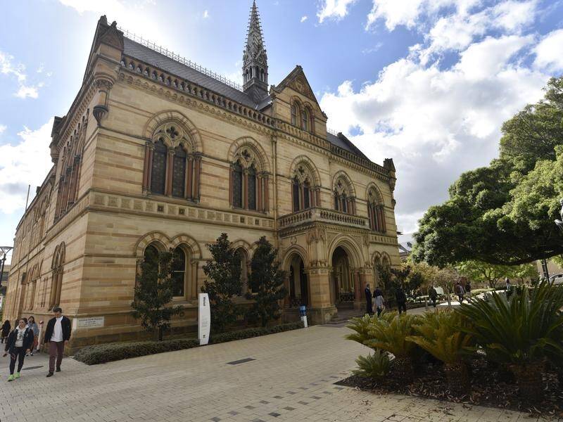 The University of Adelaide and the University of South Australia could be set to merge. (David Mariuz/AAP PHOTOS)
