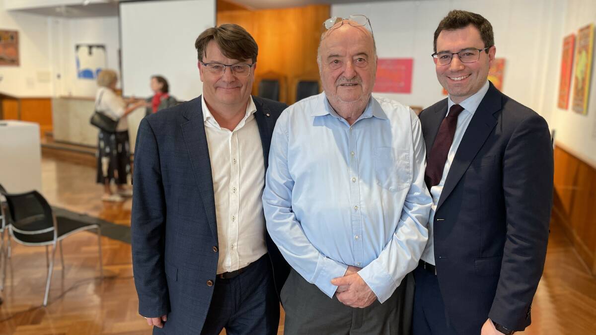 Sydney Jewish Museum CEO Kevin Sumption and resident historian Emeritus Professor Konrad Kwiet, with NSW Jewish Board of Deputies CEO Darren Bark when their findings were presented at Wollongong Art Gallery in March, 2023. Picture by Nadine Morton