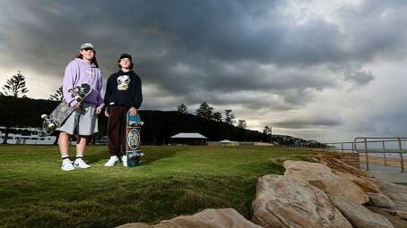 Skateboarders Felicity Turner and Toby Smith at Thirroul Beach. Picture by Adam McLean. 